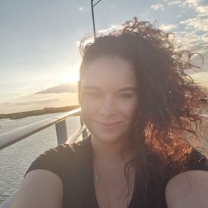 Meet your Posher, Leah